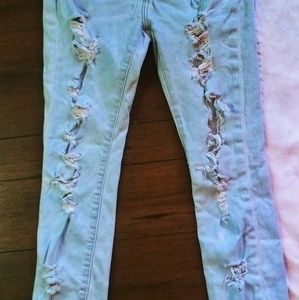 Distressed Skinny Jeans